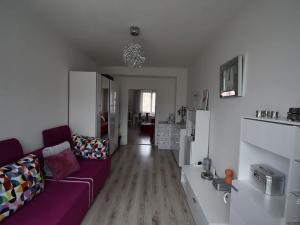 Prodej bytu 2+kk, Karlovy Vary, Šmeralova, 47 m2