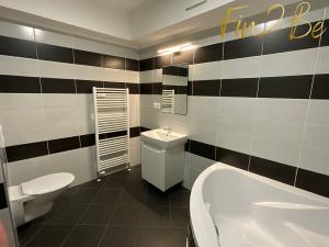 Prodej bytu 2+kk, Karlovy Vary - Bohatice, Dubová, 77 m2