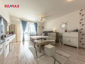 Prodej bytu 1+kk, Praha - Písnice, Švihovská, 43 m2