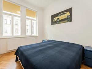 Pronájem bytu 2+kk, Praha - Bubeneč, Šmeralova, 51 m2