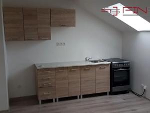 Pronájem bytu 2+kk, Kladno, Hradčanská, 57 m2