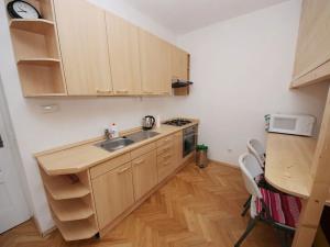 Pronájem bytu 1+kk, Praha - Michle, Michelská, 30 m2