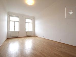 Pronájem bytu 4+kk, Praha - Nové Město, Na Moráni, 155 m2