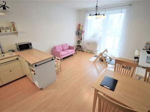 Pronájem bytu 2+kk, Praha - Hostivař, náměstí Přátelství, 60 m2