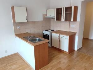 Pronájem bytu 2+kk, Cheb, K Nemocnici, 44 m2