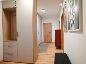 Pronájem bytu 3+kk, České Budějovice, České Vrbné, 99 m2