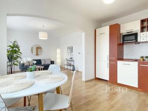 Prodej bytu 4+kk, Praha - Horní Počernice, Markupova, 78 m2