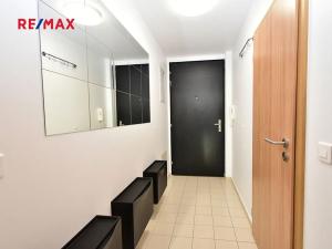 Pronájem bytu 1+kk, Praha - Střížkov, Bohušovická, 40 m2