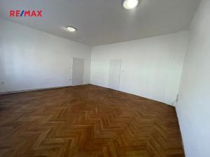 Pronájem bytu 3+1, Brno, Dukelská třída, 101 m2