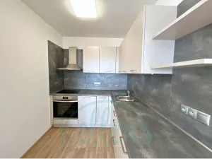 Pronájem bytu 2+kk, Praha - Horní Měcholupy, Milánská, 46 m2