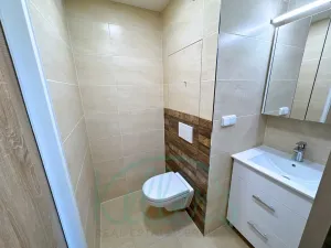 Pronájem bytu 2+kk, Praha - Horní Měcholupy, Milánská, 46 m2