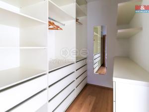 Pronájem bytu 3+1, Praha, Trojská, 114 m2