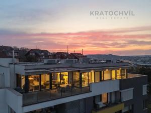 Prodej bytu 5+kk, Praha - Radlice, U Dívčích hradů, 231 m2