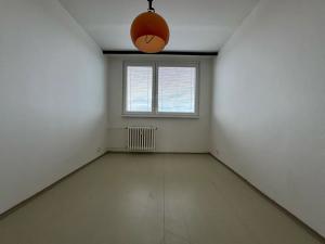 Prodej bytu 3+1, Praha - Záběhlice, Zvolenská, 70 m2