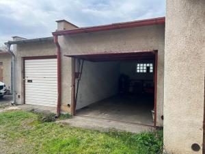 Pronájem garáže, Rakovník, Dukel. hrdinů, 20 m2