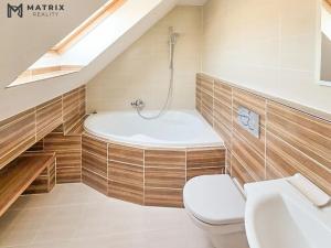 Pronájem bytu 3+kk, Praha - Vršovice, Vršovické náměstí, 140 m2