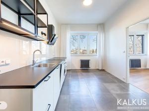 Pronájem bytu 2+1, Hradec Králové, Šimkova, 62 m2