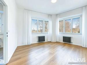 Pronájem bytu 2+1, Hradec Králové, Šimkova, 62 m2