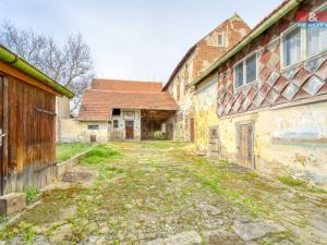 Prodej rodinného domu, Kněževes, Pražská, 67 m2
