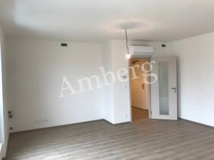 Pronájem bytu 1+kk, Praha - Hloubětín, Poděbradská, 43 m2