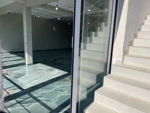 Prodej bytu 2+kk, Kruče, Černá Hora, 89 m2