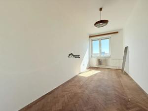 Prodej bytu 3+1, Ostrava, Maďarská, 66 m2