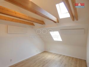 Prodej bytu 3+kk, Libenice, 87 m2