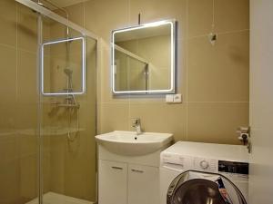 Pronájem bytu 2+kk, Praha - Strašnice, U trati, 55 m2