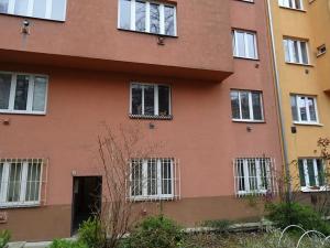 Pronájem bytu 2+kk, Praha - Žižkov, Jeseniova, 41 m2