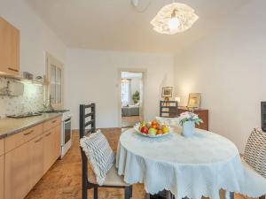 Prodej bytu 2+kk, Praha - Žižkov, Žerotínova, 57 m2
