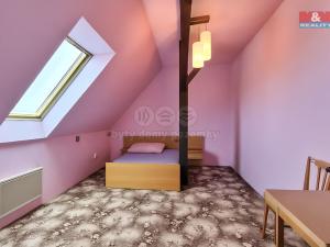 Prodej rodinného domu, Výškov - Počerady, 180 m2