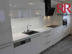 Pronájem bytu 2+kk, Plzeň, Koterovská, 63 m2