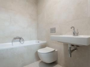 Prodej bytu 2+kk, Praha - Nové Město, Vyšehradská, 53 m2