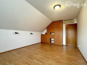 Pronájem rodinného domu, Olomouc - Nový Svět, Boční, 156 m2