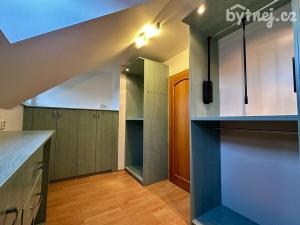 Pronájem rodinného domu, Olomouc - Nový Svět, Boční, 156 m2