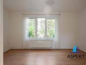 Pronájem bytu 1+kk, Praha - Dejvice, Na pískách, 28 m2