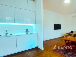 Pronájem bytu 2+kk, Praha - Malá Strana, Na Kampě, 59 m2
