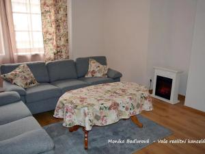 Pronájem bytu 2+1, Kurovice, 106 m2