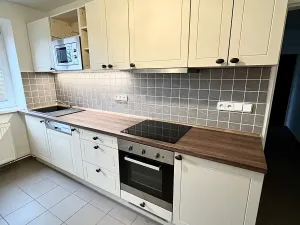 Pronájem bytu 2+1, Lovosice, Nádražní, 65 m2