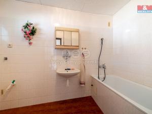 Prodej rodinného domu, Rovensko pod Troskami, Revoluční, 306 m2