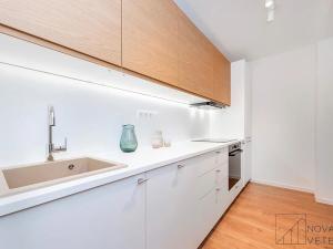 Prodej bytu 4+kk, Praha - Záběhlice, Bělčická, 60 m2