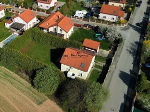 Prodej rodinného domu, Ohrobec, Průběžná, 159 m2