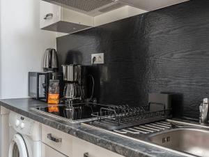 Pronájem činžovního domu, Praha - Karlín, 350 m2