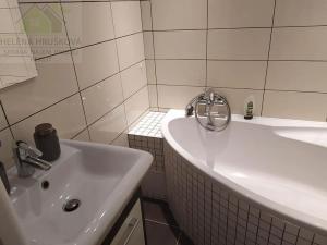 Pronájem bytu 1+1, Ostrava, Volgogradská, 37 m2