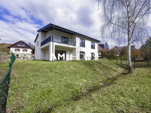 Prodej bytu 5+kk, Velké Popovice, 194 m2