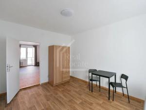 Pronájem bytu 2+1, Praha - Žižkov, Na vrcholu, 52 m2