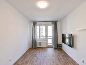 Pronájem bytu 2+1, Praha - Žižkov, Na vrcholu, 52 m2