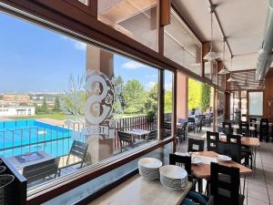 Pronájem restaurace, Zlín, Dukelská, 848 m2