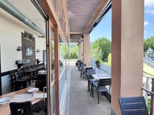 Pronájem restaurace, Zlín, Dukelská, 848 m2