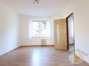 Pronájem bytu 2+1, Praha - Hloubětín, Poděbradská, 55 m2